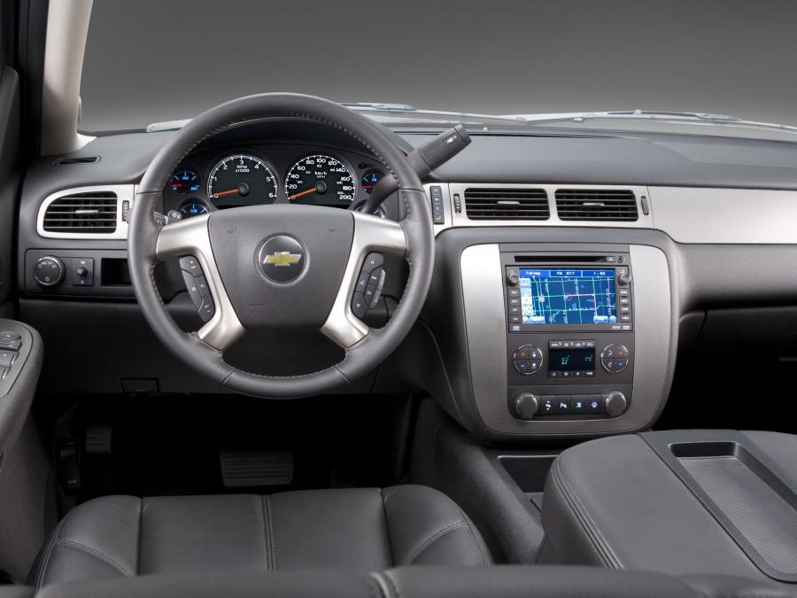  Chevrolet Avalanche 2006 года  (фото 2 из 16)